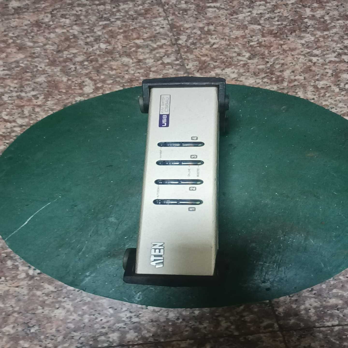 ATEN宏正 CS84U 4口KVM切换器 支持PS2/US一议价商品