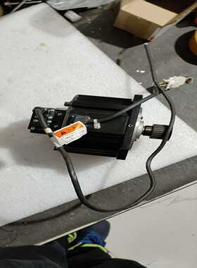 件SGMRS-06A2B-YR21功能正常，图片是实物拍询价