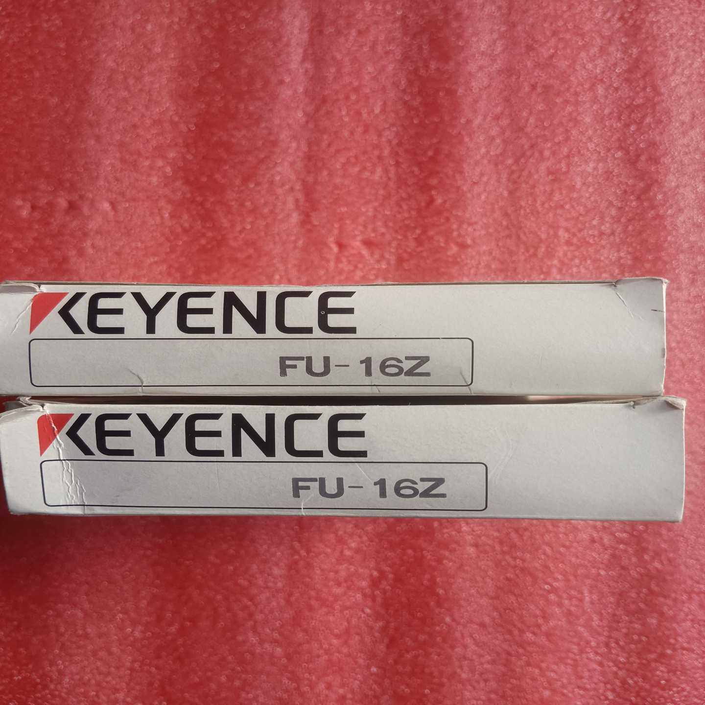 基恩士FU-16Z光纤传感器，全新原装正品，带原厂包装盒和配--议价
