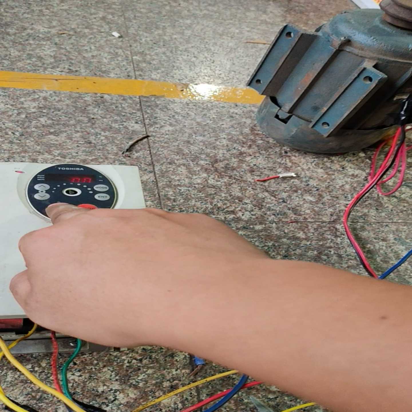 东芝变频器VF-s11-4037PL-AN--议价商品