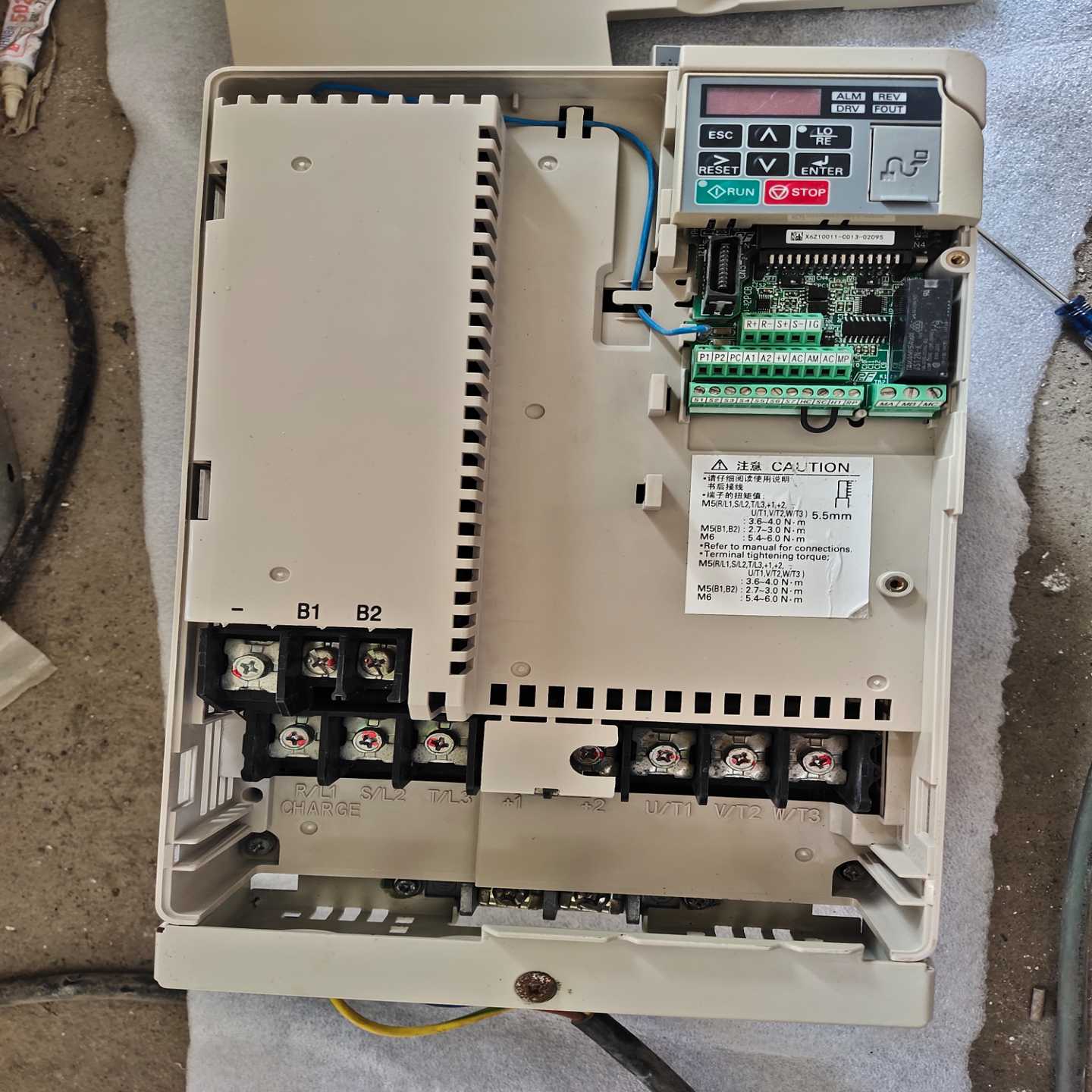 议价安川变频器CIMR-VB4A0038FBA,安川V1000变