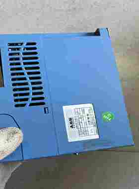 安邦信变频器0.75KWAMB100。缺面板询价