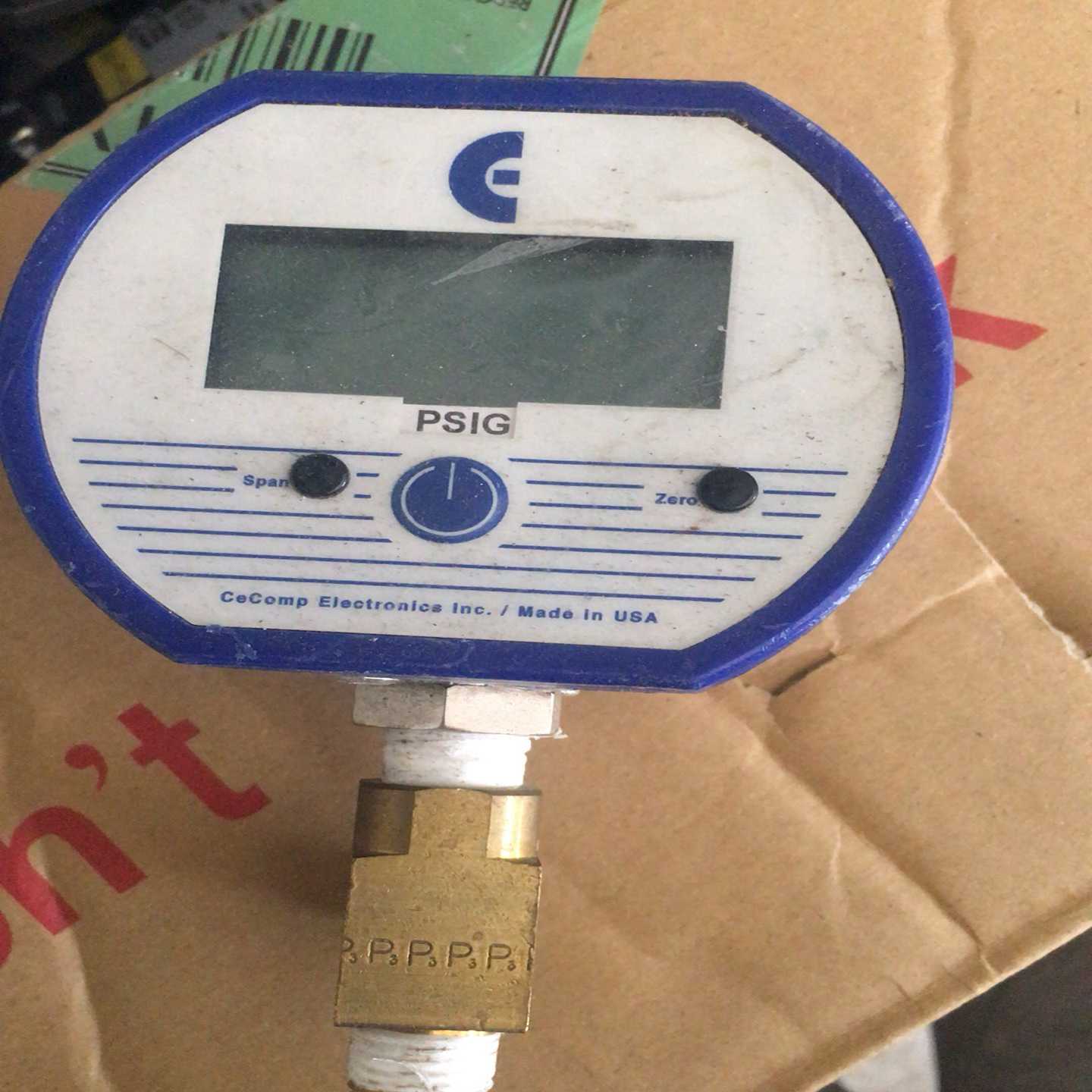 CECOMP数显压力表DPG1000B100PSIG询价
