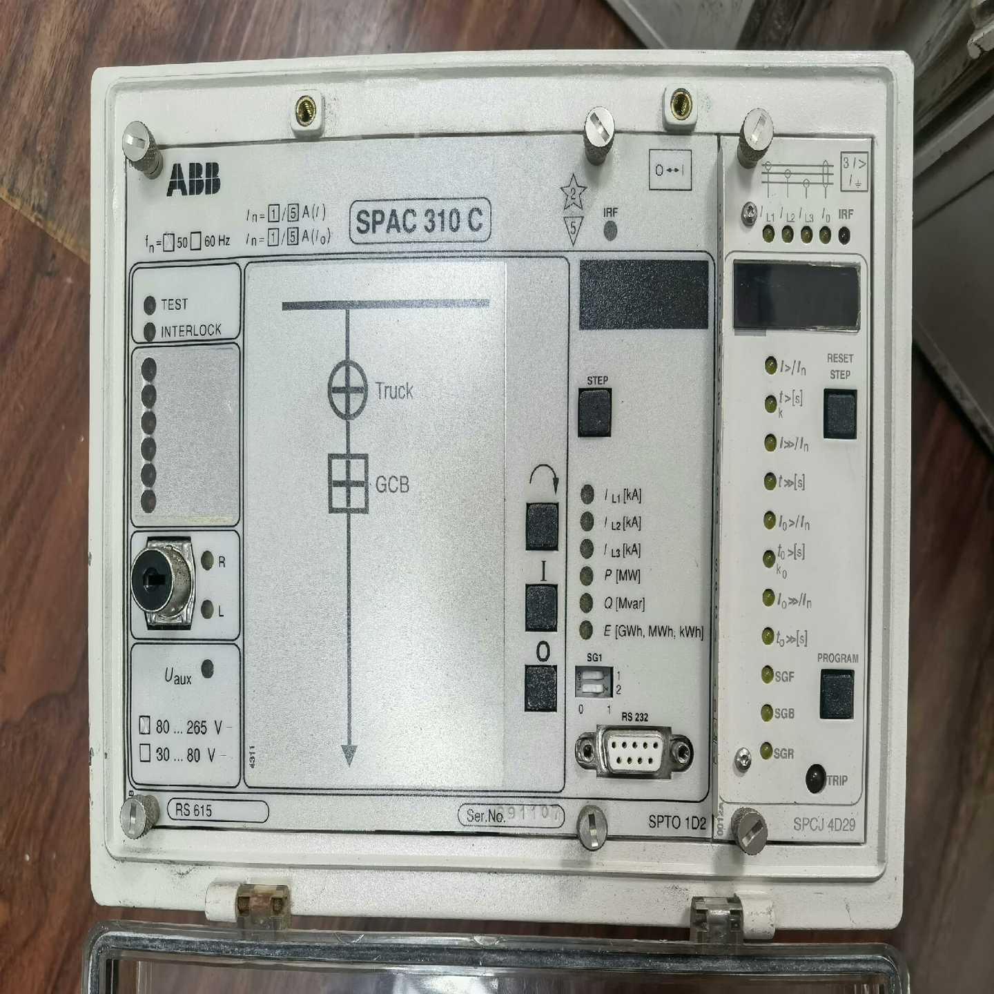 馈线终端继电器SPAC310C-AB成色如图适用