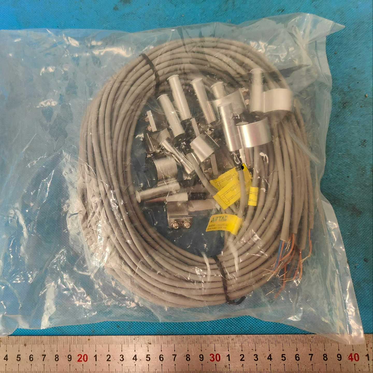 SC气缸磁性感应开关CS1B3020询价