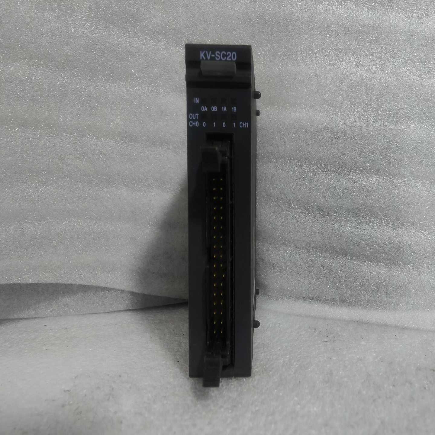 基恩士PLCKV-SC20实物图，大量现货，成色漂亮，功能--议价商品