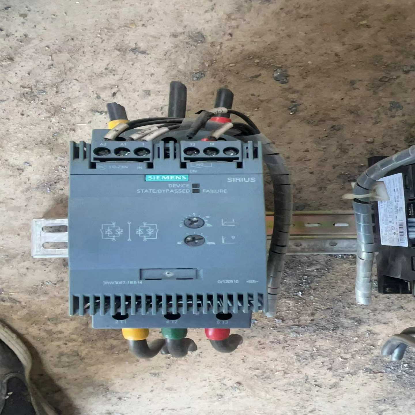 软启动器3RW3047-1BB1455KW4询价