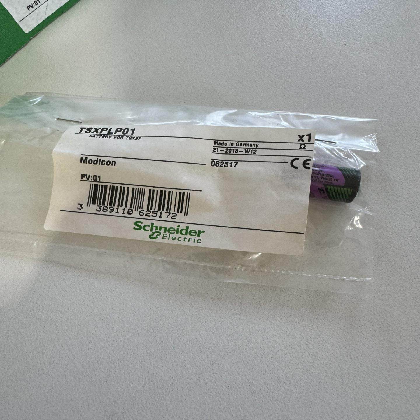 施耐德原装TSXPLP01电池！德国原产！全新未拆封！型号保--议价商