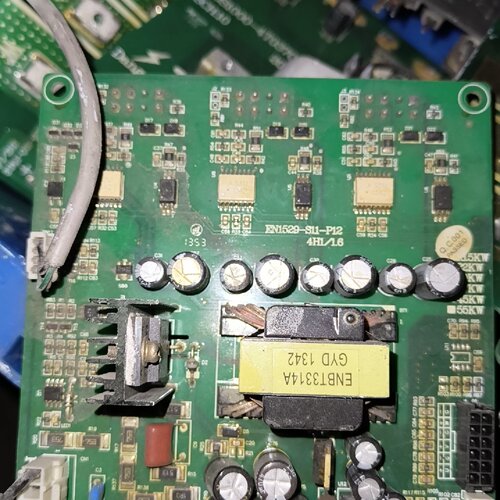 易能变频器电源板EN1DEST3142出售啦型号-议价