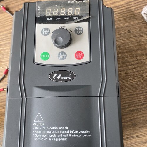 询价-日业变频器CM528A4T4R0GB5R5PB同款二台