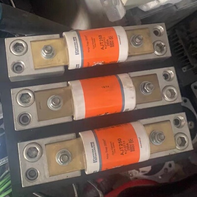 询-基本Ferraz法国罗兰熔断器Mersen美尔森带底座