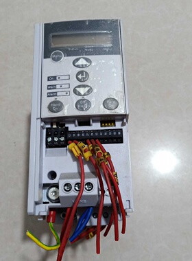 议价HLP-SV变频器 HLPSV01D521A 1.5KW 原装拆机实物图二手