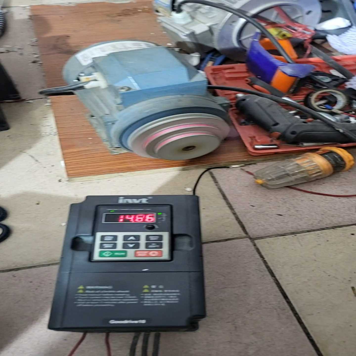 英威腾变频器GD10-0R7G-4-B，0.75KW，380--议价商品