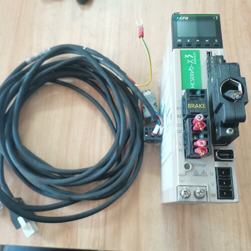 询价-禾川伺服驱动器SVX3EA040AA2成色非常漂亮