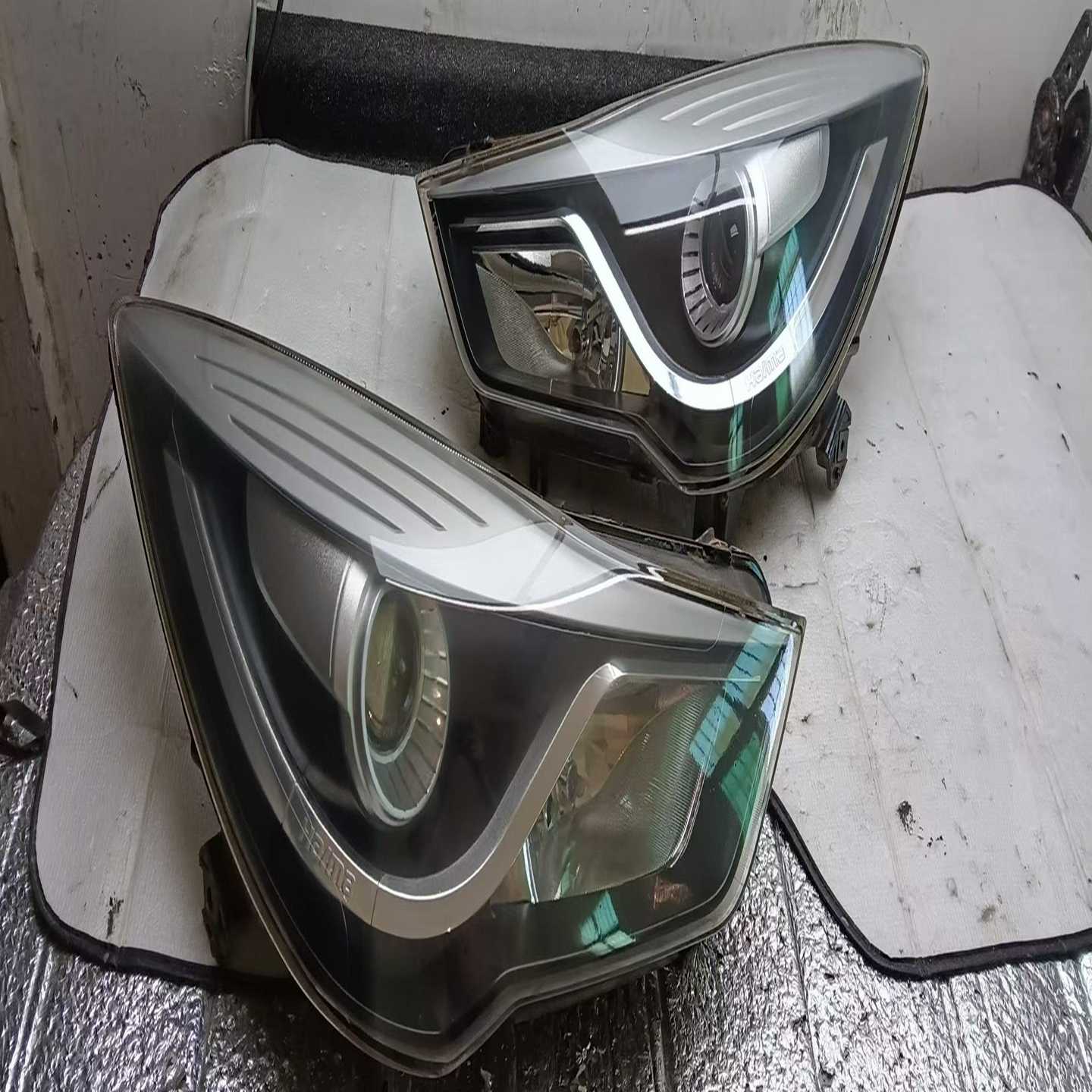 海马S5原装前大灯总成，剩下左边主驾驶那边，原厂拆车件。灯面--