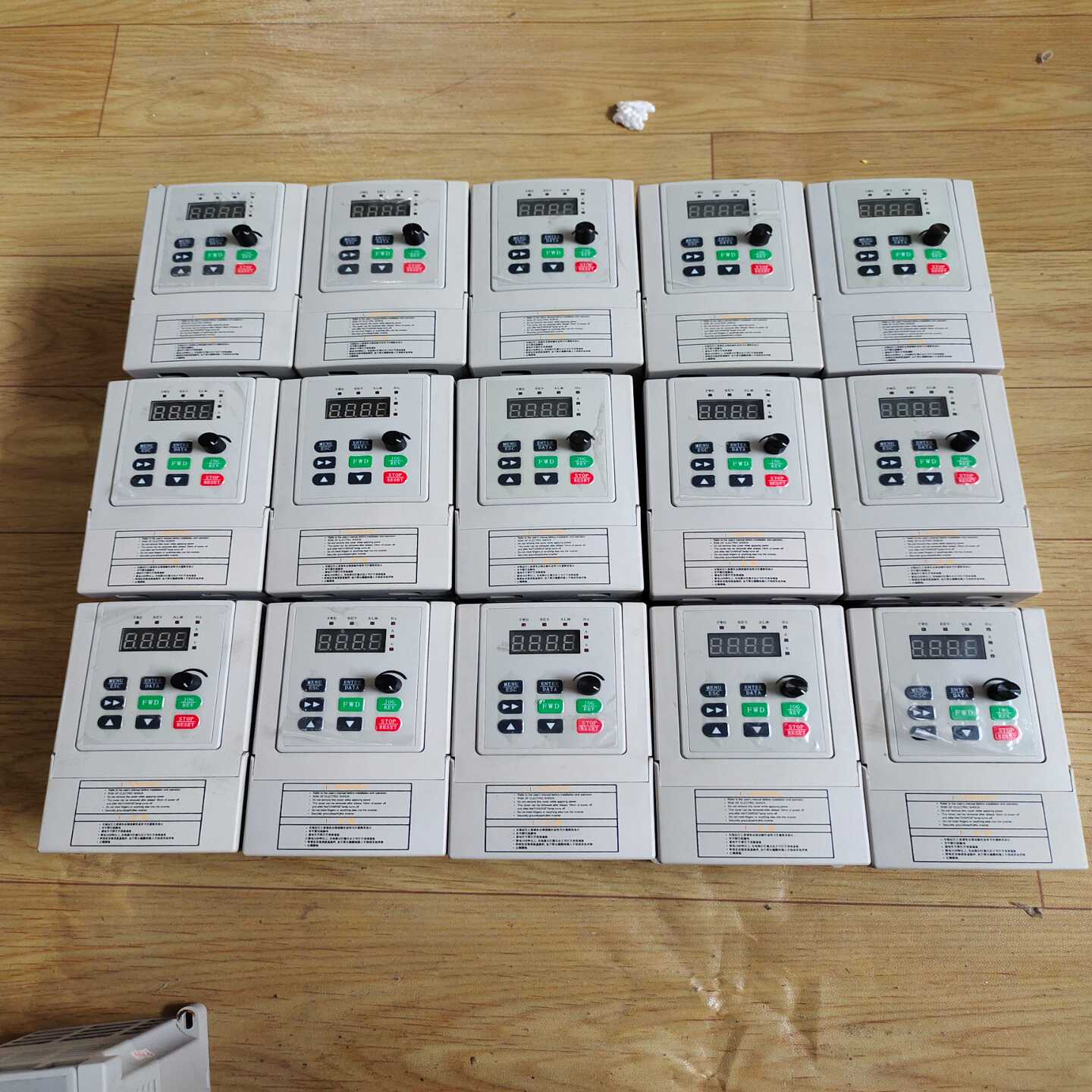 源信变频器yx3000-2s0015g1.5kw220询价