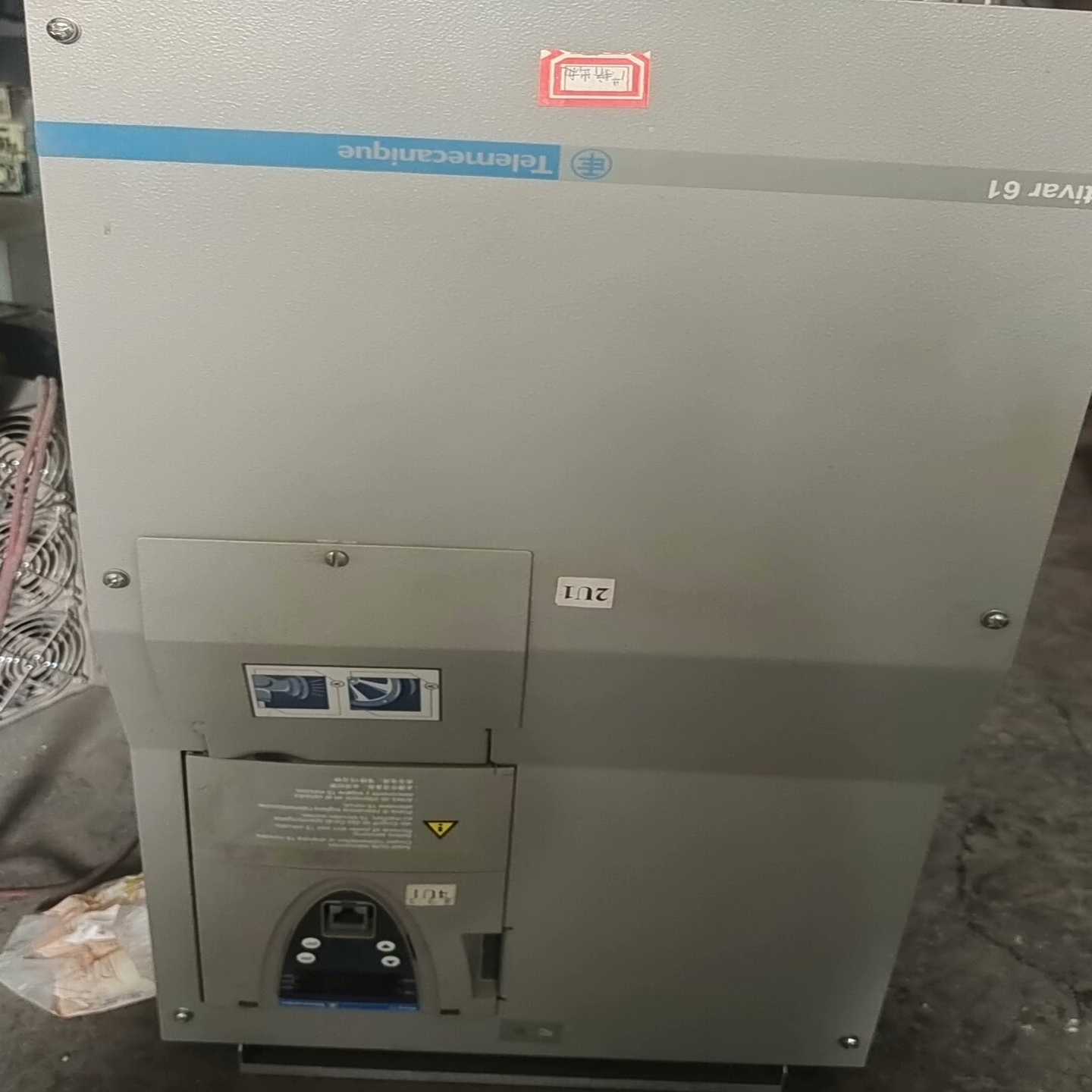 ATV61HD75N4成色亮两台单台价4500询价