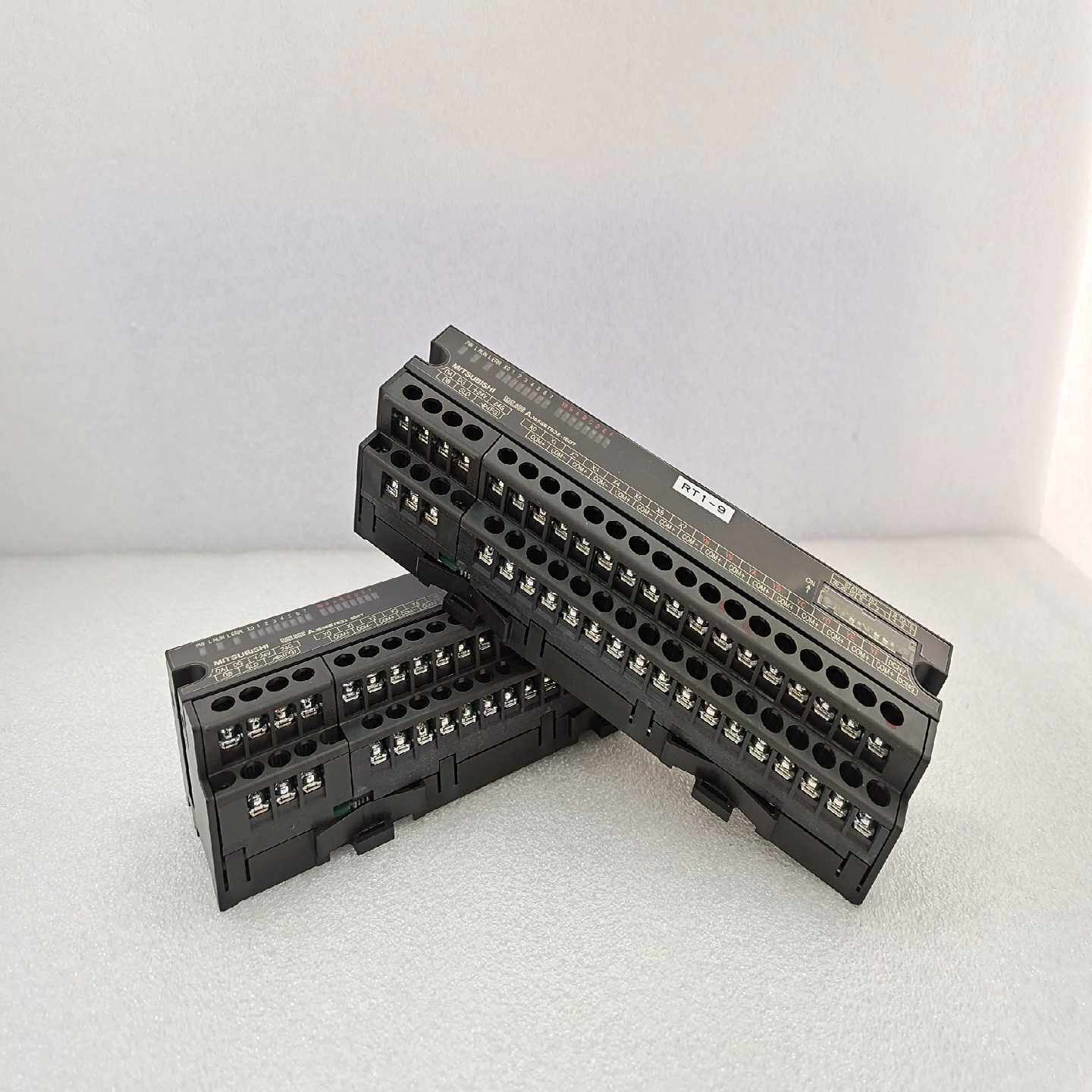 三菱远程模块AJ65SBTB32-16DT，实物拍摄，现货出{议价}