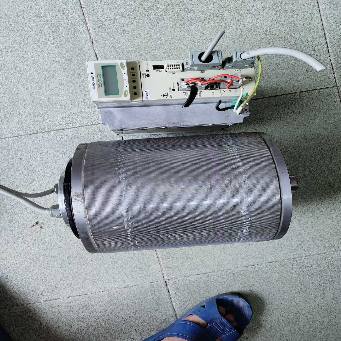 议价横河DD马达一套，型号：UD1BG3-045N-1KC-2T