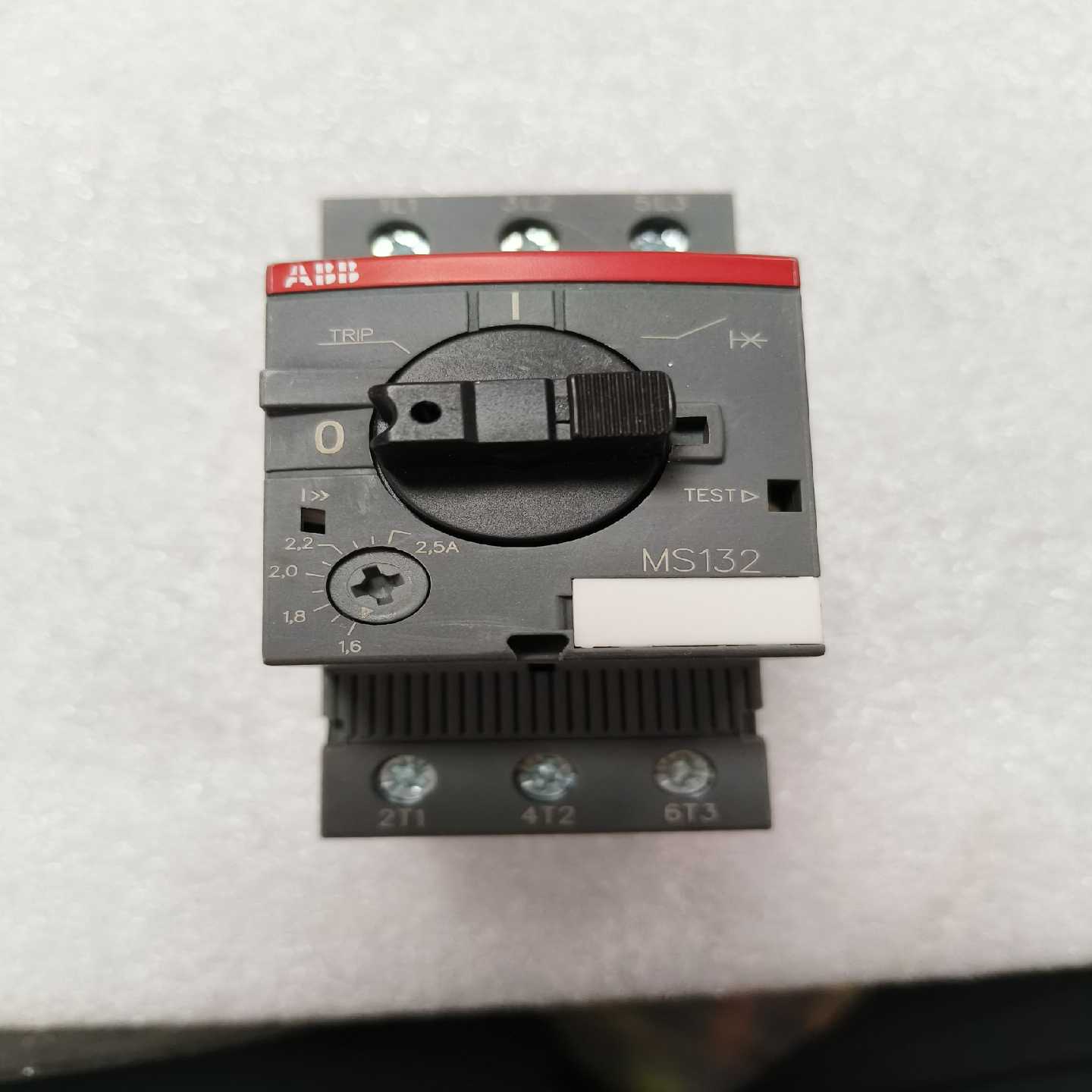 电动机保护用断路器MS132未使用无包装询价