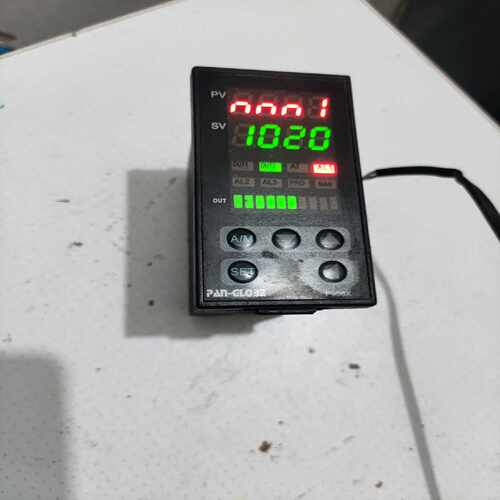 温控仪表P908X-701-010-200KD，功能保好~询价