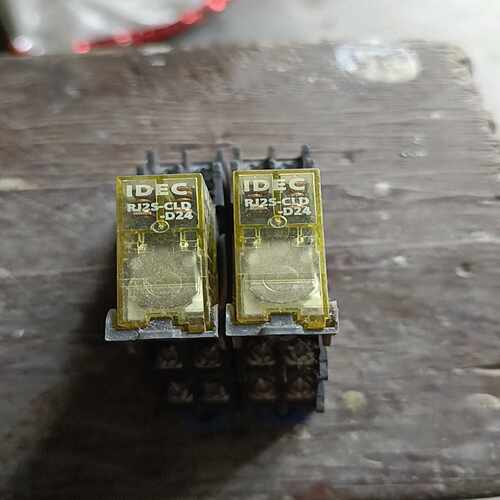 IDEC和泉继电器RJ2S-CLD-D24直流DC24V+底~询价