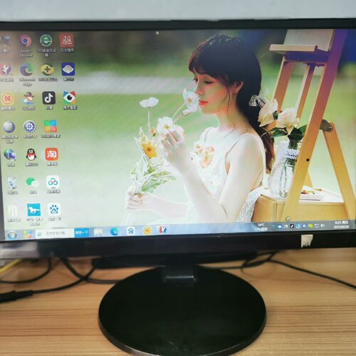 询-19寸液晶显示器.型号MAC1850