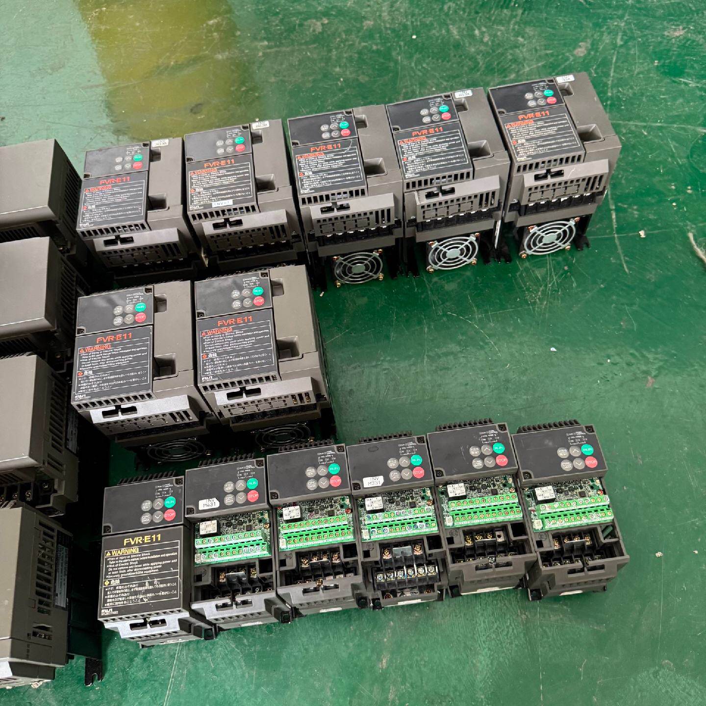 富士变频器FVR-E11系列 FVR1.5E11S-2，1.--议价商品