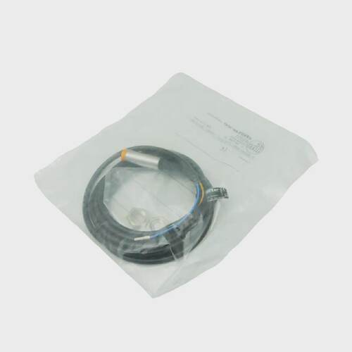 IFM EFECTOR 100 IF5251 Induktiver Sensor  IFB3004ANKG sealed