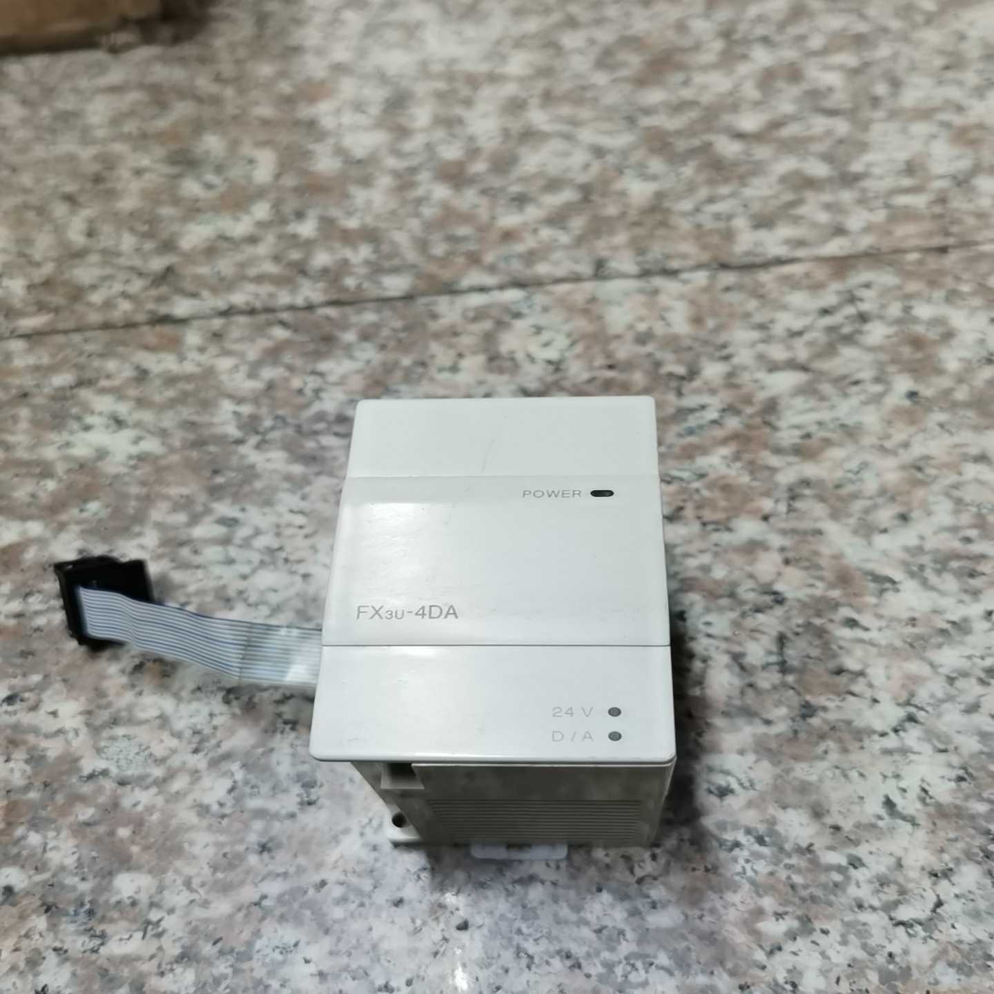 二手拆机三菱PLC扩展模块FX3U-4DA--议价商品