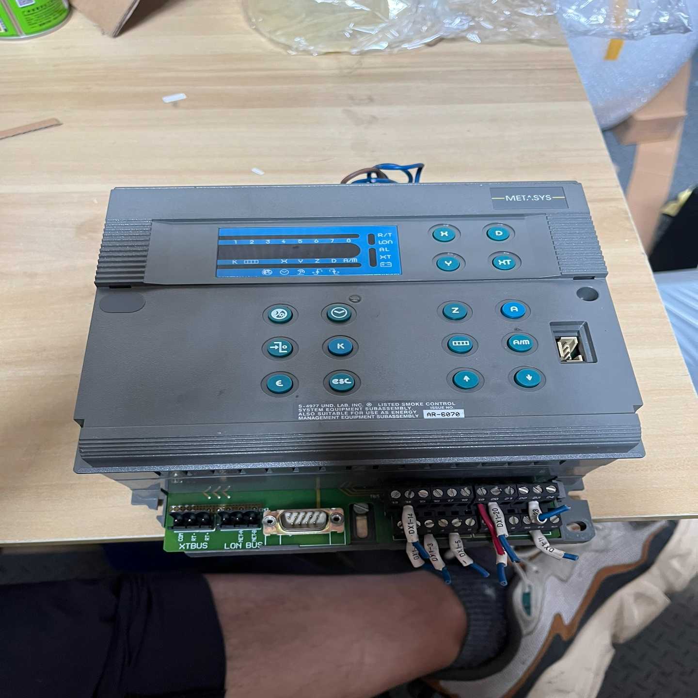 【议价】江森控制器一个外壳破了一块,便宜处理适用