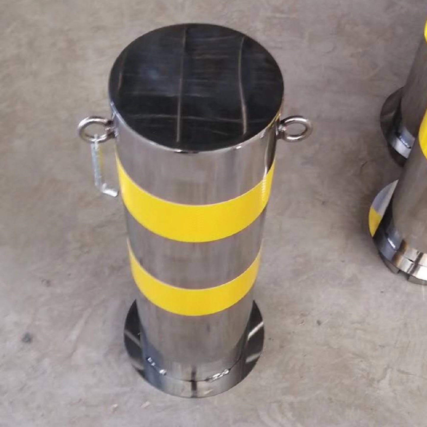 219不锈钢移动路桩物业挡车柱固定/活动路桩厂家