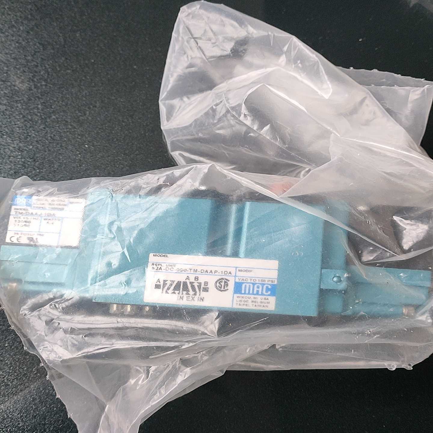 处理一个美国MAC电磁阀82A-DC-000-TM-DAAP（零零电子）