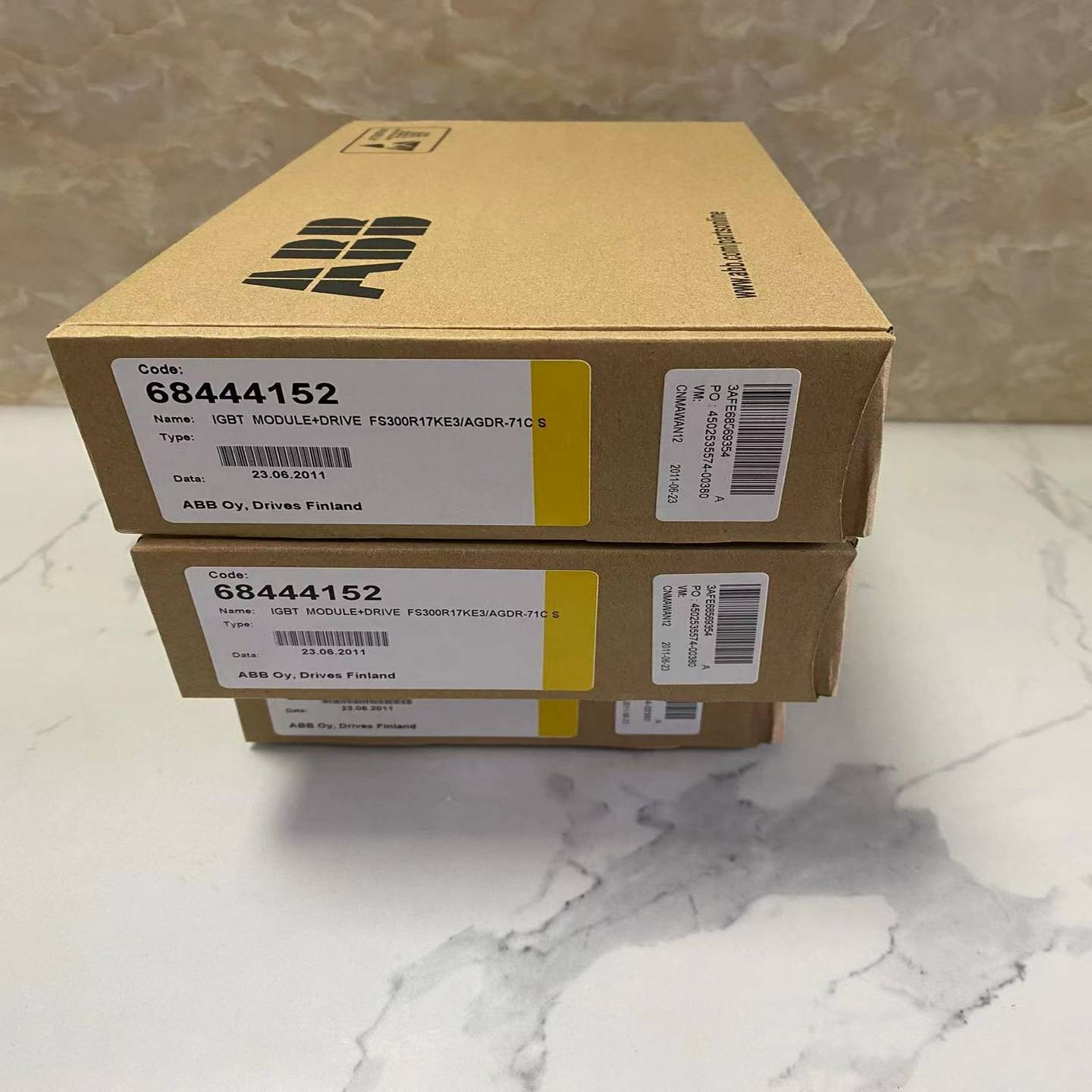 FS300R17KE3/71C三套、工厂清仓、询价