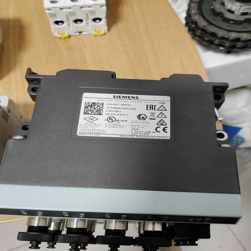 西门交换机6GK5208-0HA10-2AA6原装正品未使用{议价}