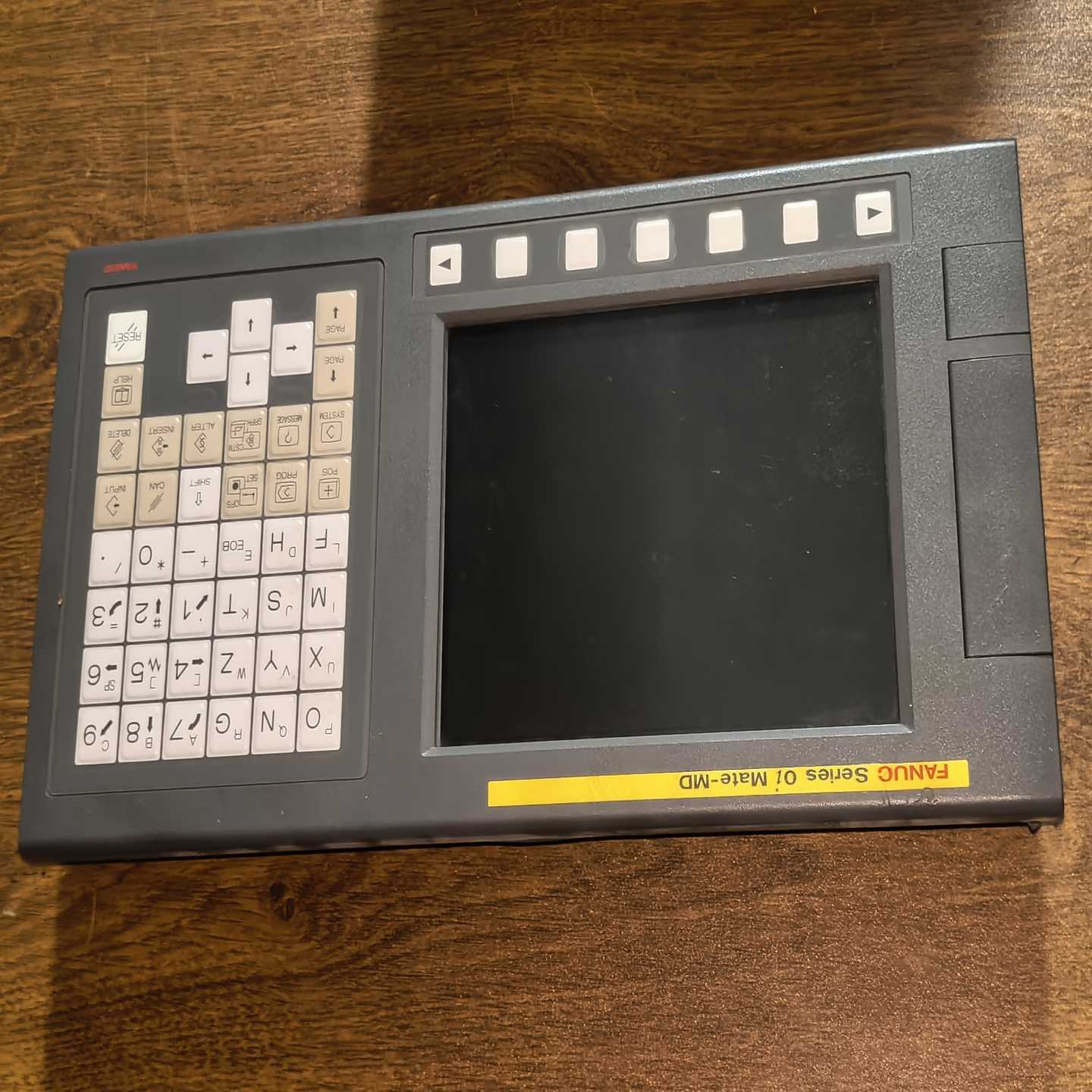 发那科0iMate-MD系统主机，型号A02B-0321---议价商品