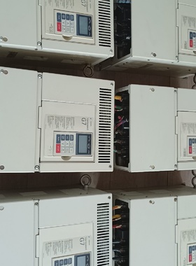 【询价】安川CIMT-G7B4022/4018变频器功能正常成色如图