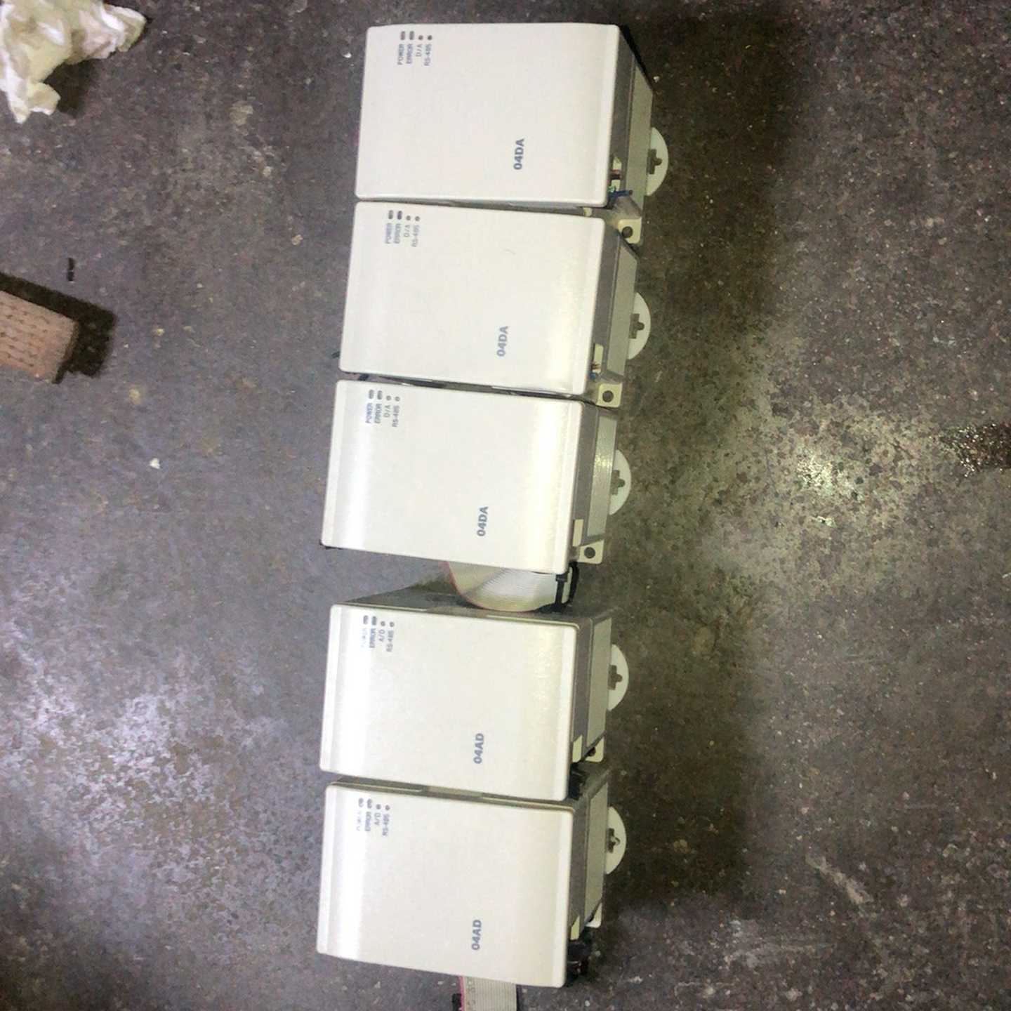 咨询-台达PLC扩展模块DVP04AD、04DA-H3成色实物图，