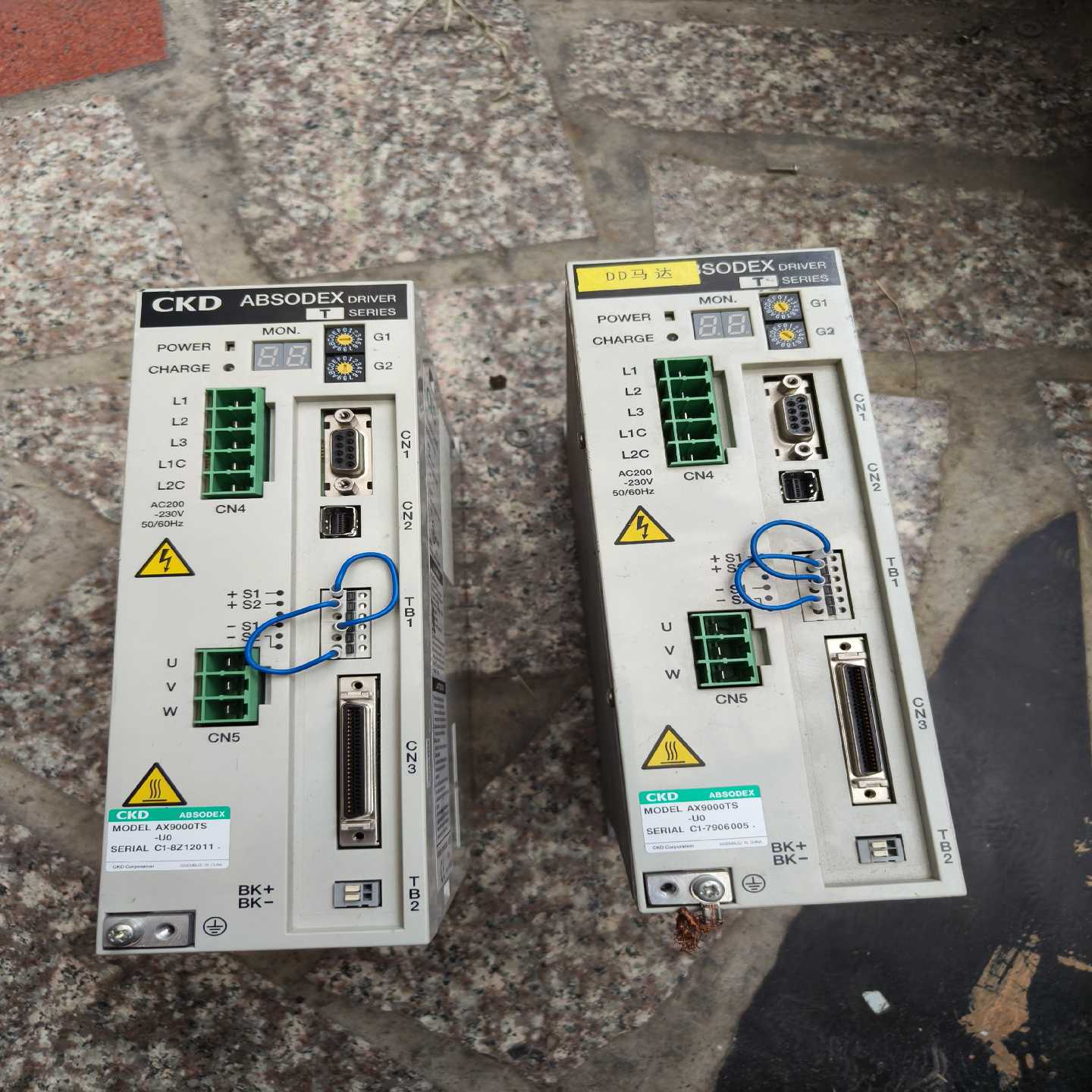 （碧碧商铺）CKD驱动AX9000TS一U0有2个划面划痕