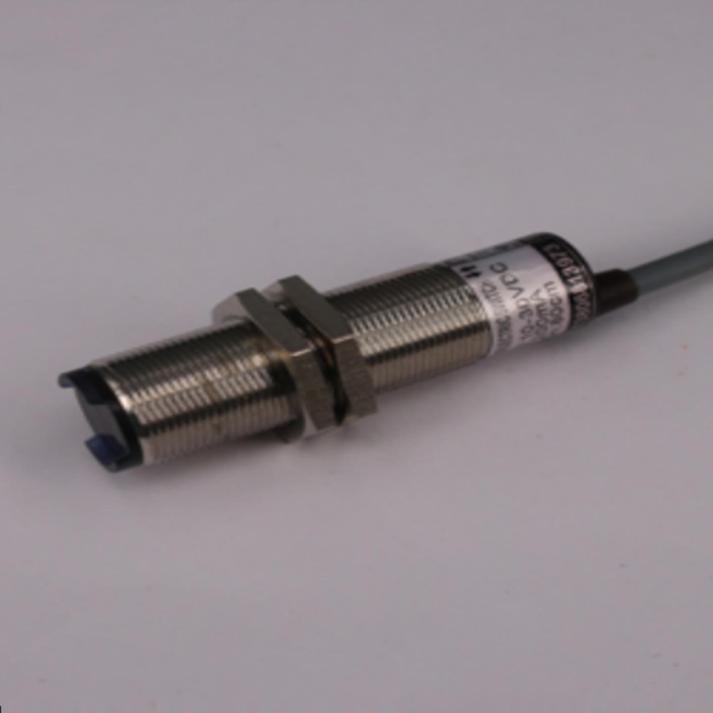 全新光电开关GY10-W3-3F1GY10-W3-3F2GY10-W3-3F5质保一年