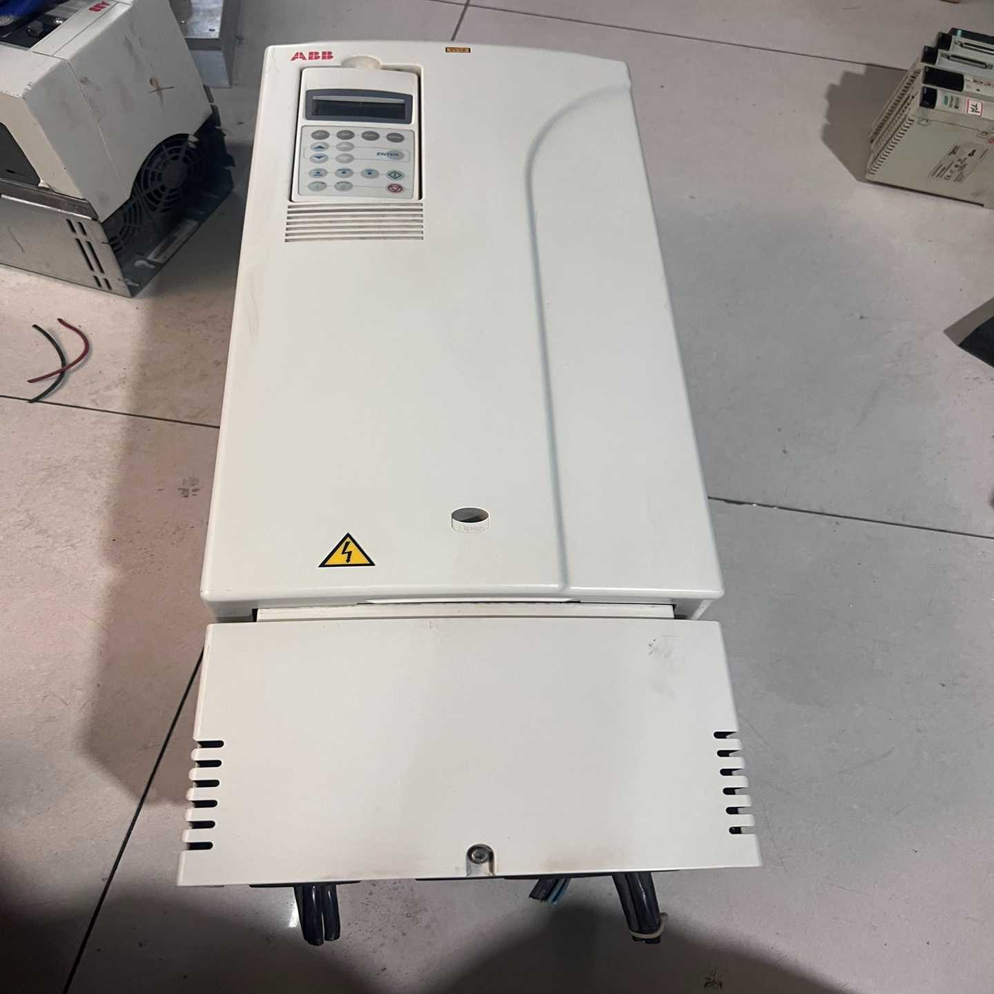 变频器ACS800-01-0040-3P901功能包询价