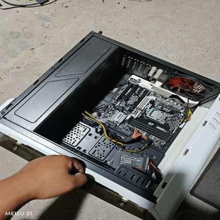 议价i77700b250mpro4好用的板u688包邮非偏