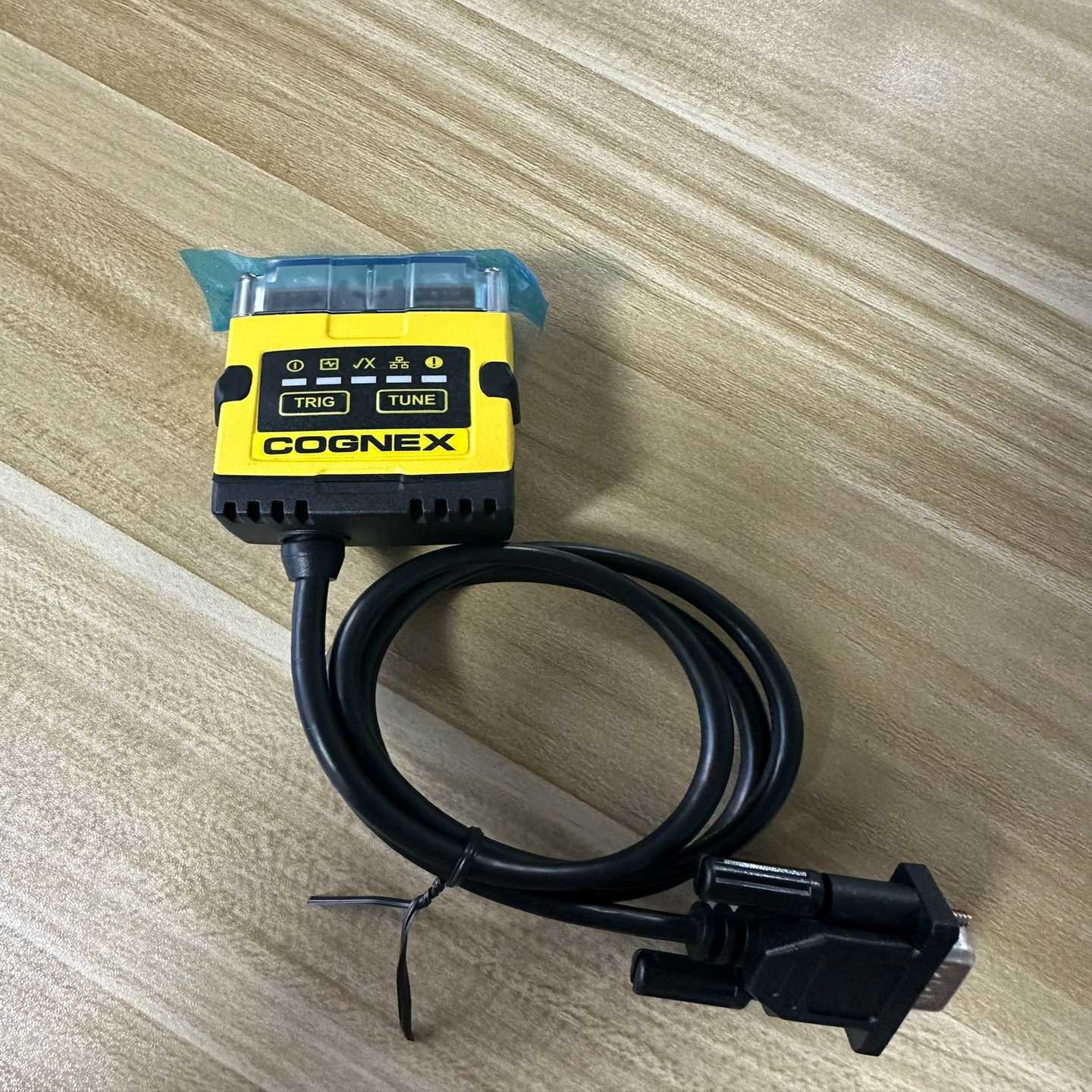 康耐视读码器DM152X，，成色很新询价