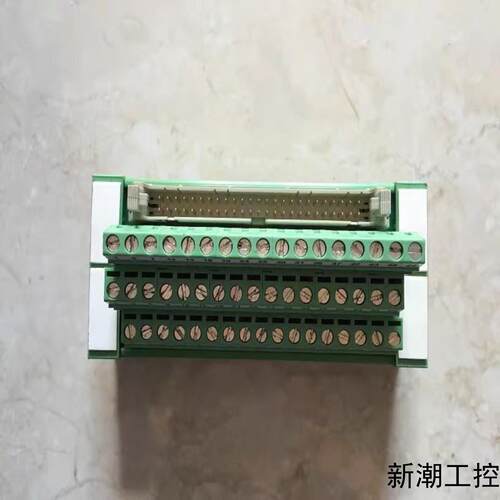 UM45-D37SUBS 2962803 菲尼克斯 端子台议价商品
