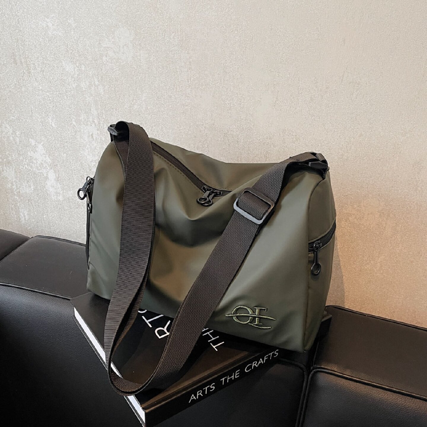 运动包防水游泳健身包女休闲轻便收纳袋斜挎包户外旅行背包男潮牌