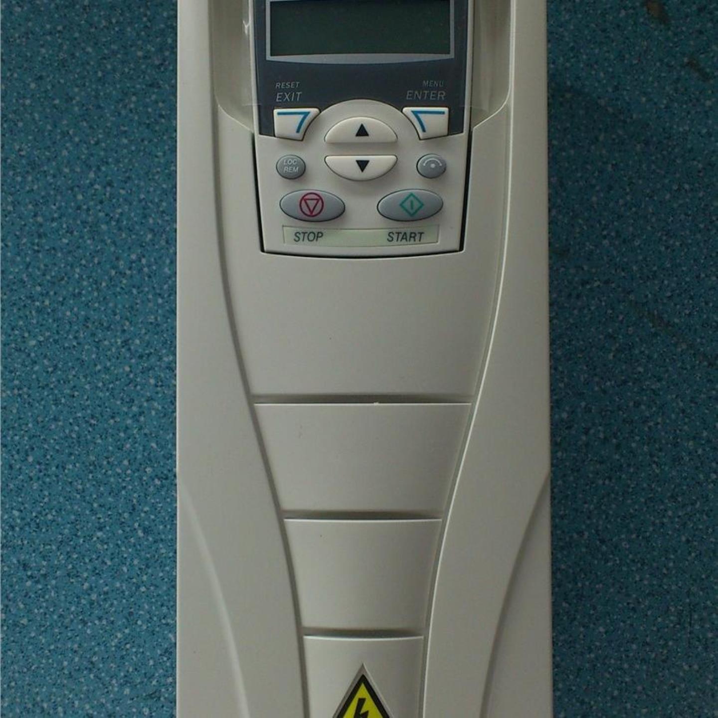 ACS510-01-088A-4 45KW ABB变频器现货供应实物拍摄