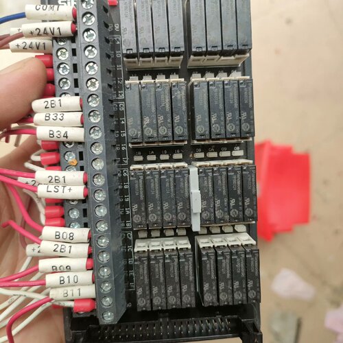 【询价】胜蓝32路继电器模块，Y449，功能正常，1个，议价