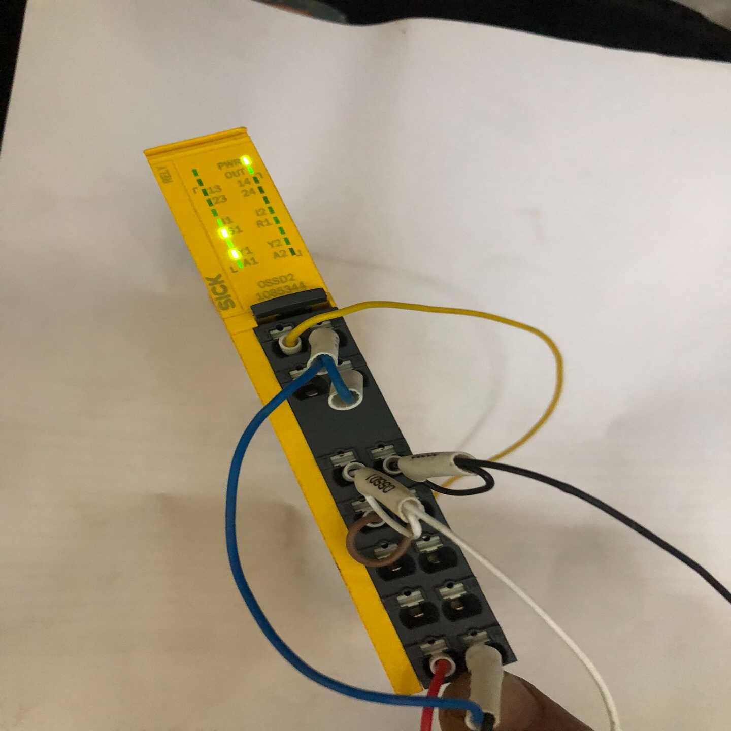 西克SICK安全继电器RLY3-0SSD2-C4RD108询价