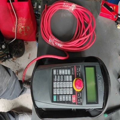 【请询价】三菱示教器 R33TBBJ64D423H032017年出