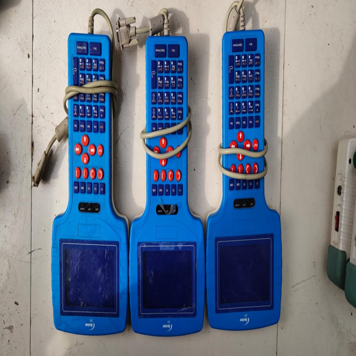 议价V070819诺信点胶机手柄LOCTITE手操器实物图